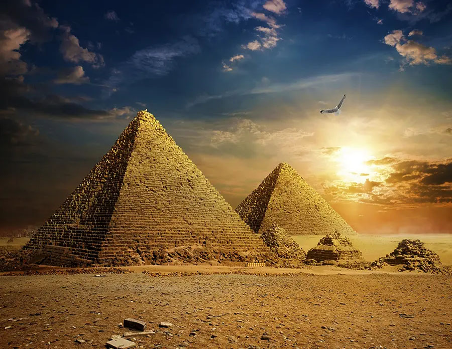 piramide-recent-descoperite