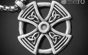 amuleta-talisman-medalion-colier-pandant-pandantiv-lant-lantisor-cruciulita-cruce-celtica-protectie-protectoare-inox-PND344-00