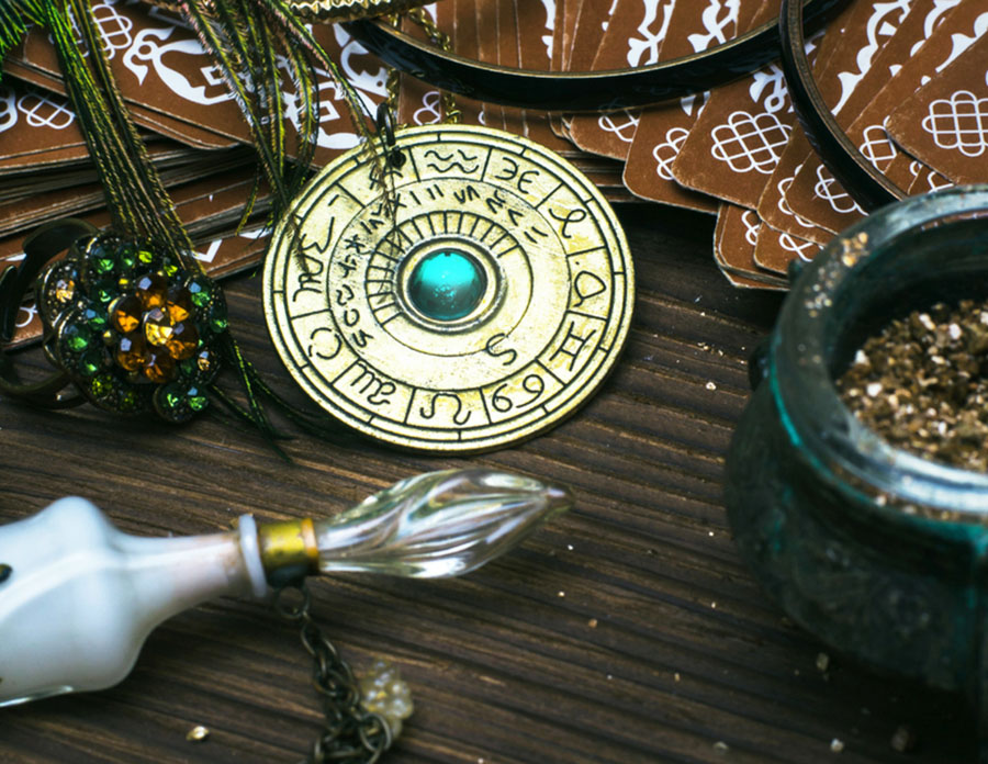 talisman-amulete-si-pandantive-mistice-sacre